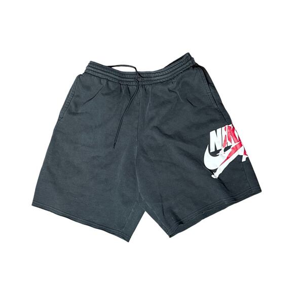 Air Jordan Men’s Shorts Large Black Standard Fit Mid Thigh Nike Logo - Picture 2 of 5
